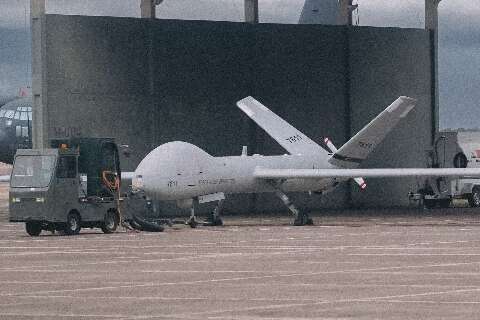 Drone israelense cai durante treinamento militar em Campo Grande