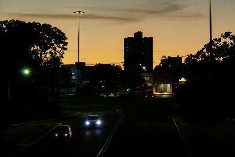 MS fecha mar&ccedil;o com calor de at&eacute; 38&deg;C e baixa umidade do ar