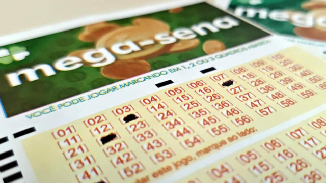 Mega-Sena acumula em R$ 7,5 milh&otilde;es e 35 apostas de MS acertam a quadra