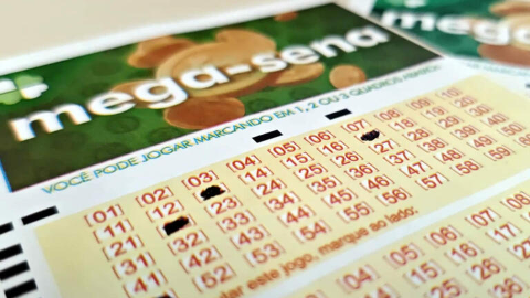 Mega-Sena acumula em R$ 7,5 milh&otilde;es e 35 apostas de MS acertam a quadra