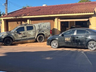 Gaeco recolhe pilhas de dinheiro vivo em ofensiva contra corrup&ccedil;&atilde;o em 4 cidades