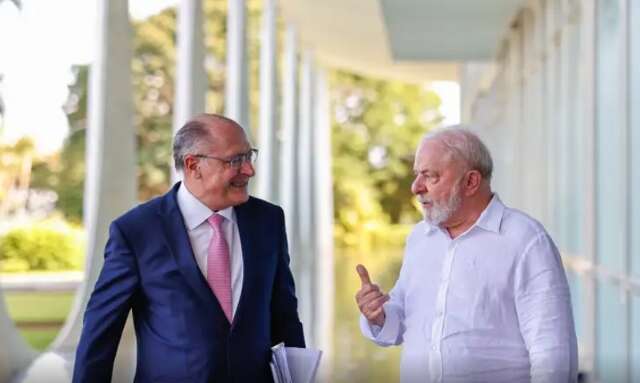 Lula confirma Alckmin como vice e oficializa chapa para disputa deste ano