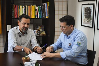 Documentos antigos de MS v&atilde;o sair do papel e virar arquivos digitais