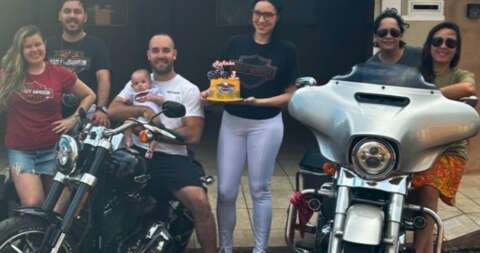 Casal de empres&aacute;rias divide neg&oacute;cios, fam&iacute;lia e paix&atilde;o por motos h&aacute; 23 anos