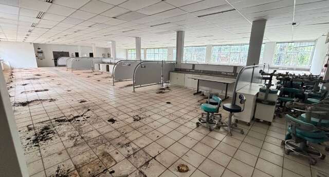 Estudantes denunciam falta de aulas pr&aacute;ticas em curso: "nunca fiz um canal"