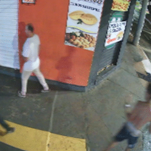 Pai e filhos mataram jovem a facadas ap&oacute;s discuss&atilde;o em conveni&ecirc;ncia