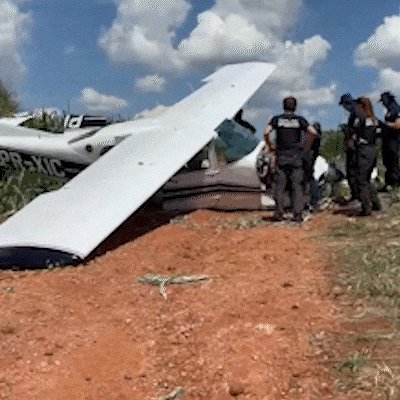 Avi&atilde;o de filhos de ex-vereador &eacute; rebocado para per&iacute;cia na Capital