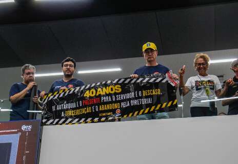 Servidores do Detran param por 24h ap&oacute;s protesto