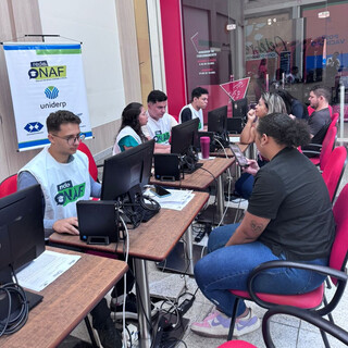 Estudantes oferecem aux&iacute;lio gratuito para declarar o Imposto de Renda