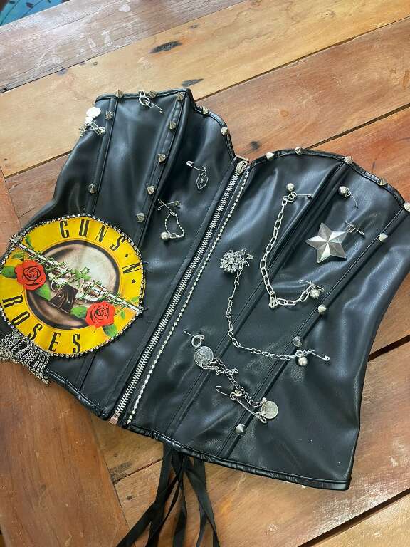 Campo-grandenses investem em looks para o show de Guns N’ Roses 