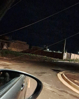 Temporal derruba &aacute;rvores, interdita arena e deixa bairros sem energia
