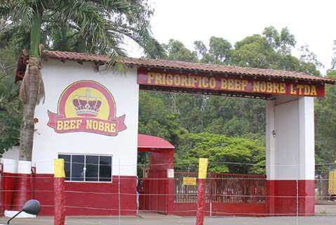 L&iacute;der da "Fam&iacute;lia Maia" paga meio milh&atilde;o em d&iacute;vida e juiz extingue a&ccedil;&atilde;o