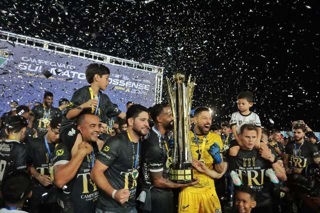 Ap&oacute;s vit&oacute;ria na final, Oper&aacute;rio celebra tri e projeta estreia na S&eacute;rie D