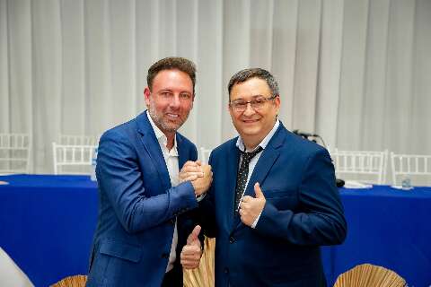 Em p&eacute; de guerra, vice-prefeito denuncia falta de medicamentos da pr&oacute;pria gest&atilde;o 