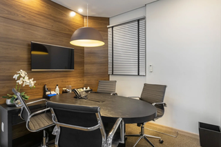 Cansado do improviso? Escrit&oacute;rio pronto facilita a rotina profissional