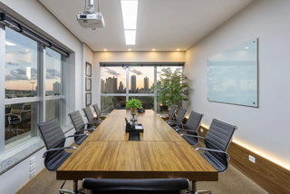 Cansado do improviso? Escrit&oacute;rio pronto facilita a rotina profissional