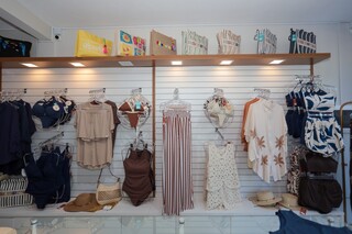 Bazar de tr&ecirc;s dias da VN Modas oferece 50% de desconto em toda moda praia