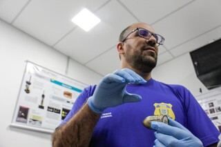 &ldquo;Deu hit&rdquo;: aparelho de R$ 1,7 milh&atilde;o e peritos revelam DNA de arma em crimes 