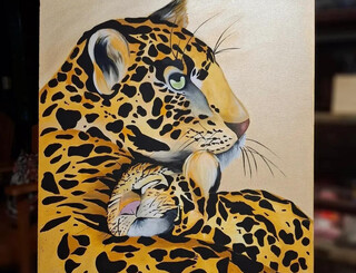 Perto da aposentadoria, M&ocirc;nica descobriu talento pintando on&ccedil;as