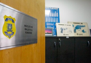 &ldquo;Deu hit&rdquo;: aparelho de R$ 1,7 milh&atilde;o e peritos revelam DNA de arma em crimes 