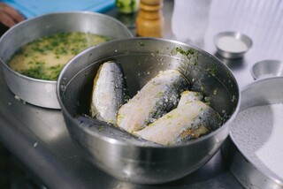 Com bacalhau uma fortuna, aprenda receita farta por menos de R$ 30,00 