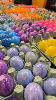 Voc&ecirc; tem a tradi&ccedil;&atilde;o de fazer ovos cri cri na P&aacute;scoa?