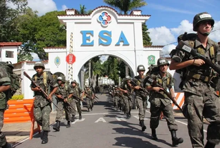 Exército abre concurso para Escola de Sargentos com 1.100 vagas Exército abre concurso para Escola de Sargentos com 1.100 vagas