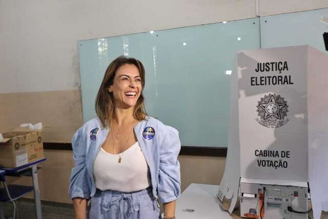 Soraya volta atr&aacute;s e se filia ao PSB no &uacute;ltimo dia da janela partid&aacute;ria