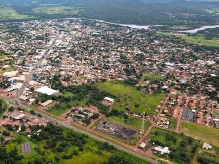 Idoso &eacute; preso suspeito de estuprar adolescente com problema psiqui&aacute;trico 