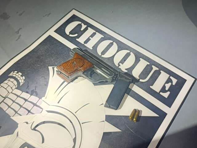 Cantor denuncia amea&ccedil;as e homem armado &eacute; preso durante apresenta&ccedil;&atilde;o