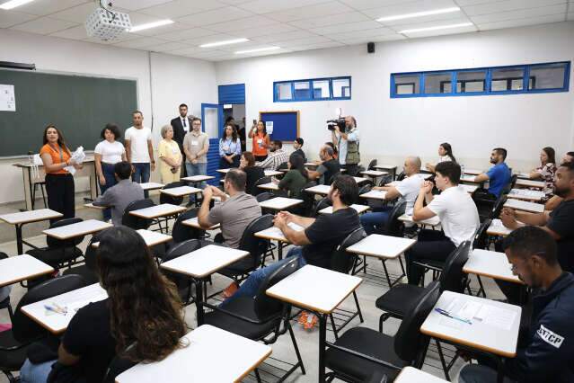 Candidatos fazem abaixo-assinado e pedem reaplica&ccedil;&atilde;o de prova ap&oacute;s falta de luz