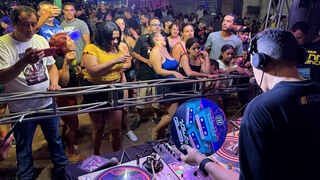 Superando fama de perigoso, bairro Dom Antônio vibra com passinho