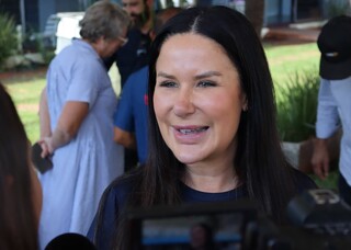 Fujona chega no Bioparque e ficar&aacute; de quarentena antes de dividir tanque