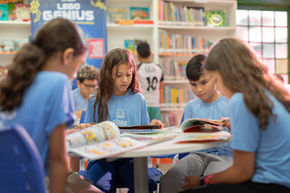 Do livro &agrave; rob&oacute;tica: Sesi atrai m&atilde;o de obra e integra comunidade