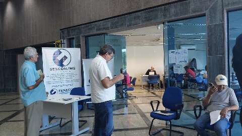 Sem acesso &agrave; tecnologia, contribuintes recorrem &agrave; a&ccedil;&atilde;o gratuita para declarar 