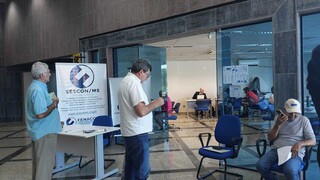 Sem acesso &agrave; tecnologia, contribuintes recorrem &agrave; a&ccedil;&atilde;o gratuita para declara&ccedil;&atilde;o