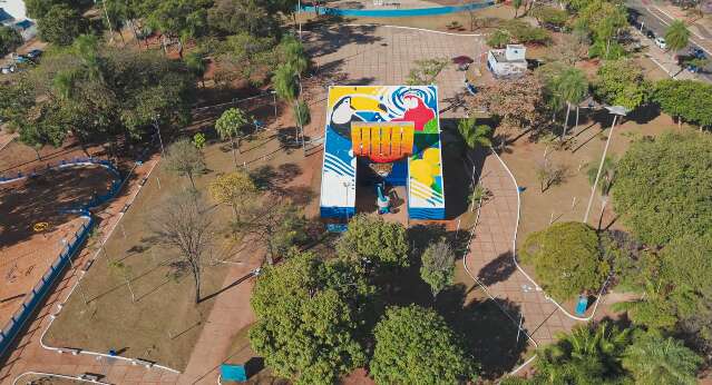 Pra&ccedil;a do R&aacute;dio pode virar &ldquo;Cidade da Copa&rdquo; durante o mundial