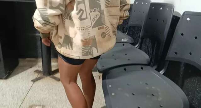 Juiz concede liberdade &agrave; mulher que matou filha de 4 meses sufocada na cama