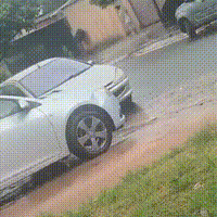 Homem persegue esposa com faca e &eacute; preso em flagrante