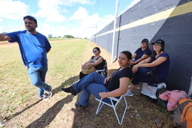 F&atilde;s j&aacute; est&atilde;o acampados em frente ao Aut&oacute;dromo &agrave; espera do Guns