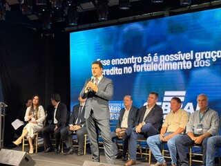 Evento para vereadores ensina o &ldquo;be-a-b&aacute;&rdquo; para fortalecer atua&ccedil;&atilde;o parlamentar
