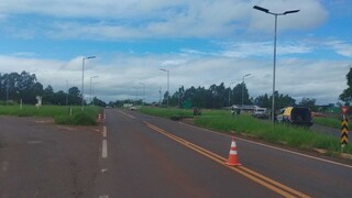 Motociclista morre ap&oacute;s colis&atilde;o em trevo de rodovias na fronteira