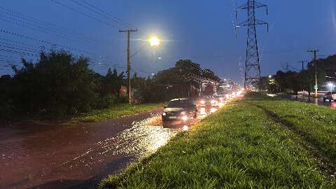 Chuvas nas &uacute;ltimas 24 horas superam 85 mm em regi&atilde;o da Capital 