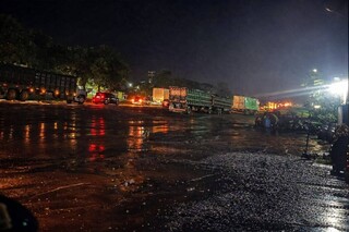 Policial aposentado e esposa morrem em acidente entre carro e caminhonete