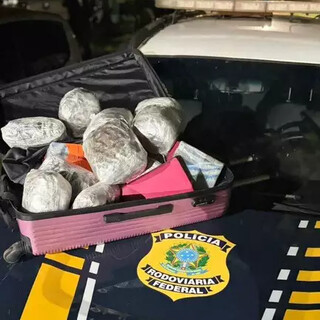 Adolescente &eacute; detida duas vezes em quatro dias com drogas em &ocirc;nibus de viagem