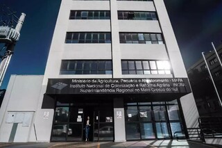 Justi&ccedil;a condena homem que fingiu liga&ccedil;&atilde;o com Incra para vender lote falso