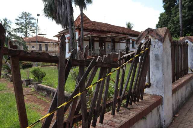 S&iacute;mbolo da hist&oacute;ria da Capital, casar&atilde;o de 91 anos apresenta sinais de abandono
