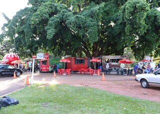 Prefeitura vai criar grupo para discutir situa&ccedil;&atilde;o de food trucks na Afonso Pena