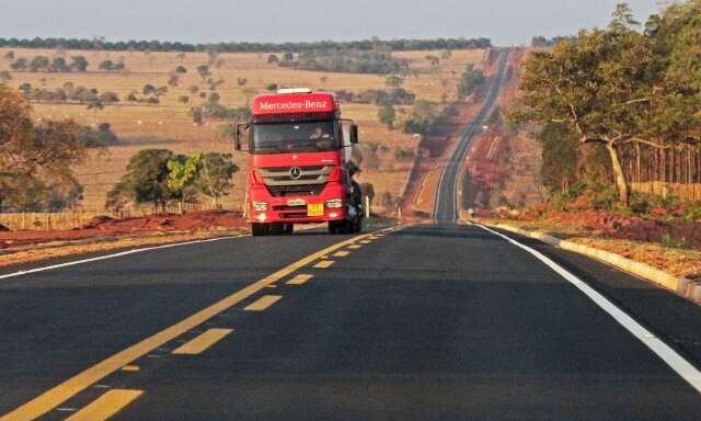 Agesul lan&ccedil;a pacote de licita&ccedil;&otilde;es para pavimenta&ccedil;&atilde;o em quatro cidades de MS