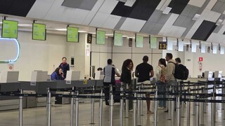 Pane em SP provoca atraso de mais de 1 hora no aeroporto da Capital Pane em SP provoca atraso de mais de 1 hora no aeroporto da Capital